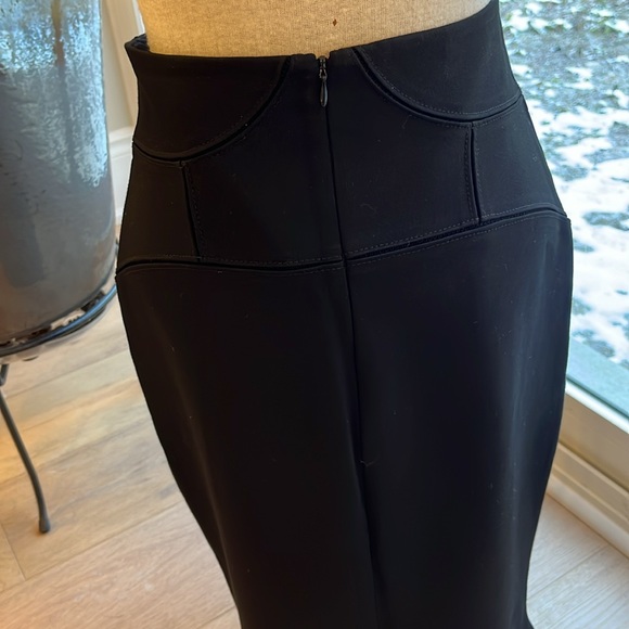 VGUC Robert Rodriguez skirt - Picture 4 of 10